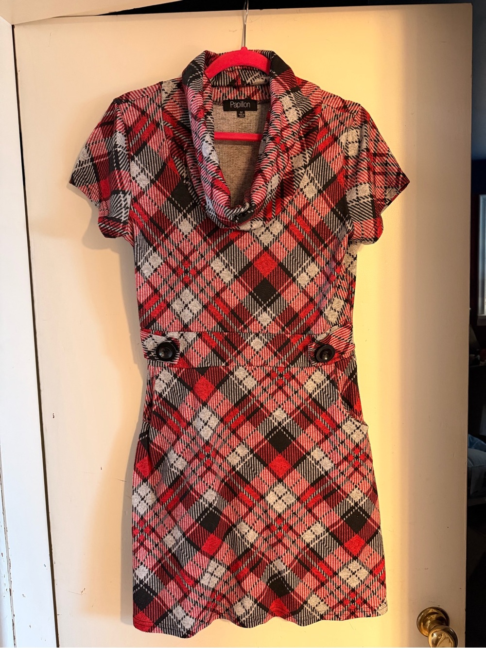 Papillon Blanc Red, Black & White Plaid Cowl Neck Short Sleeve Dress
